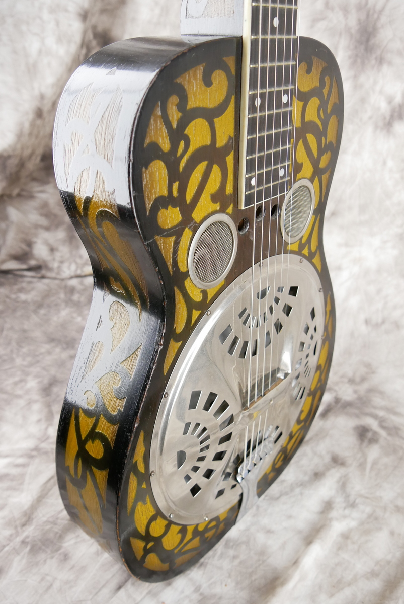 Dobro_65_French_Scroll_two_tone_brown_1931-007.JPG