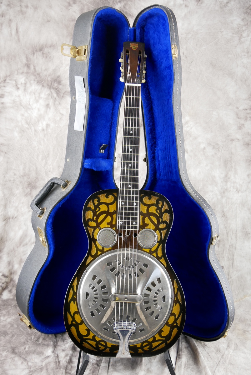 img/vintage/4838/Dobro_65_French_Scroll_two_tone_brown_1931-013.JPG