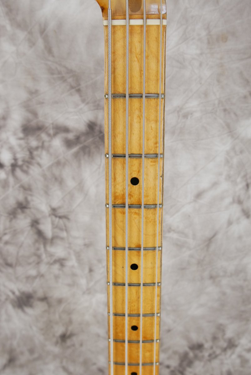 Fender-Telecaster-Bass-1969-011.JPG
