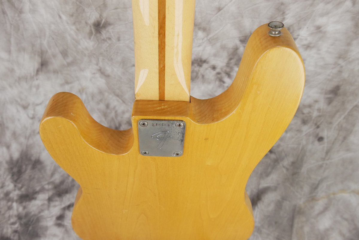 Fender-Telecaster-Bass-1969-014.JPG