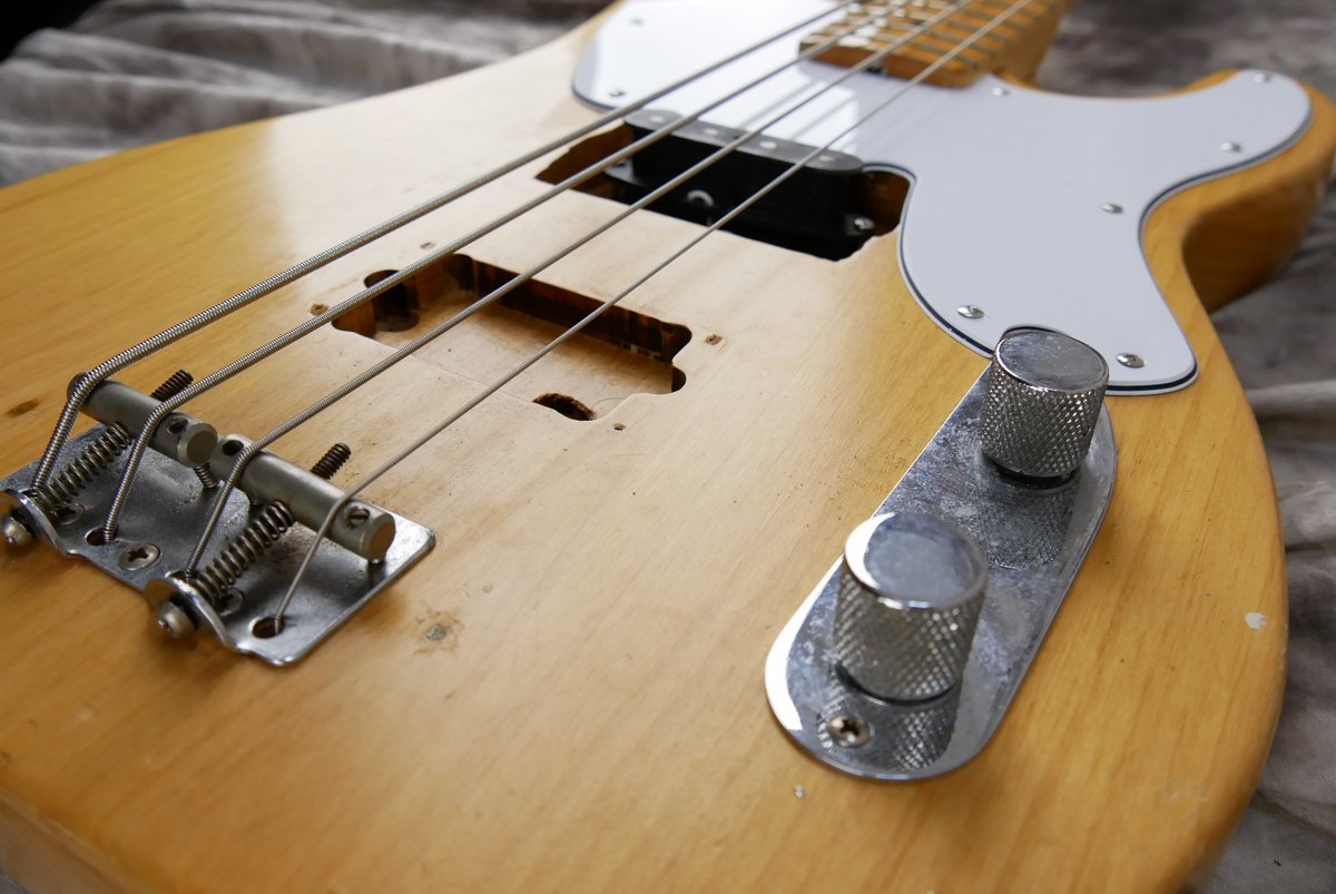 Fender-Telecaster-Bass-1969-018.JPG