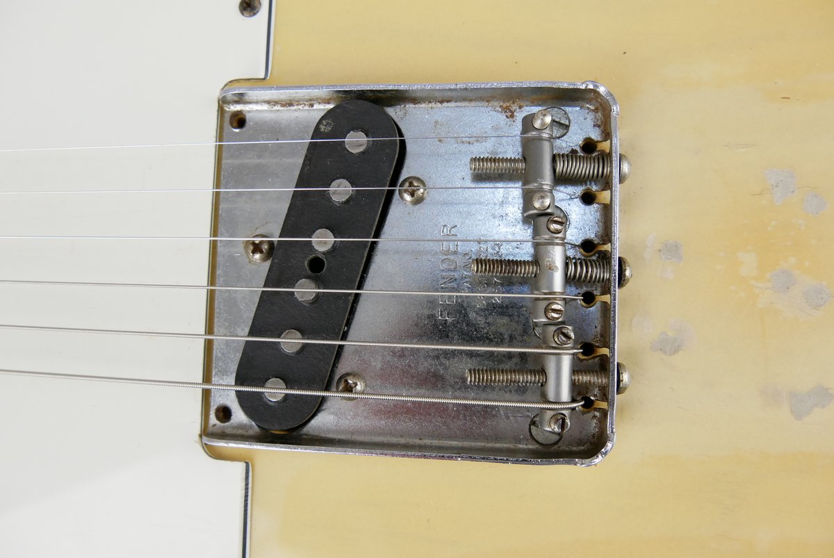 Fender-Telecaster-1973-blonde-016.JPG