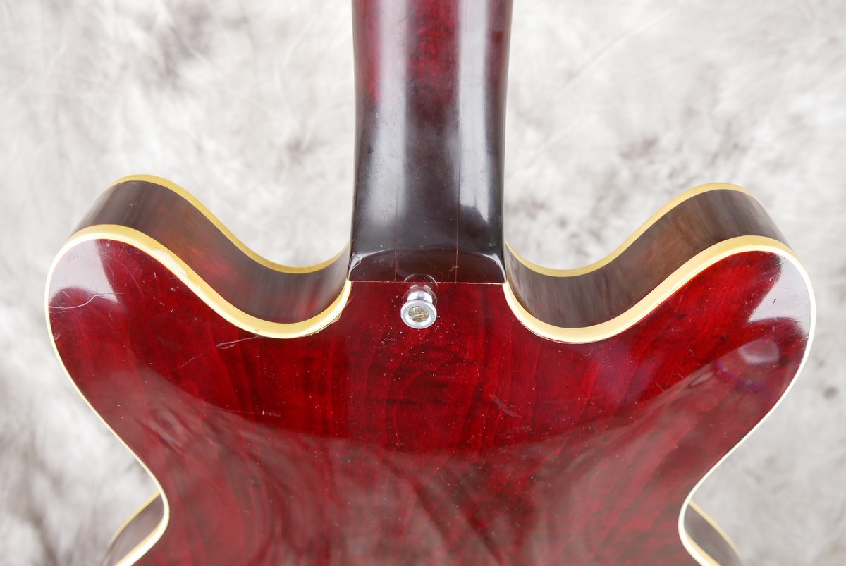 Gibson-ES-335-TD-winered-1977-013.JPG