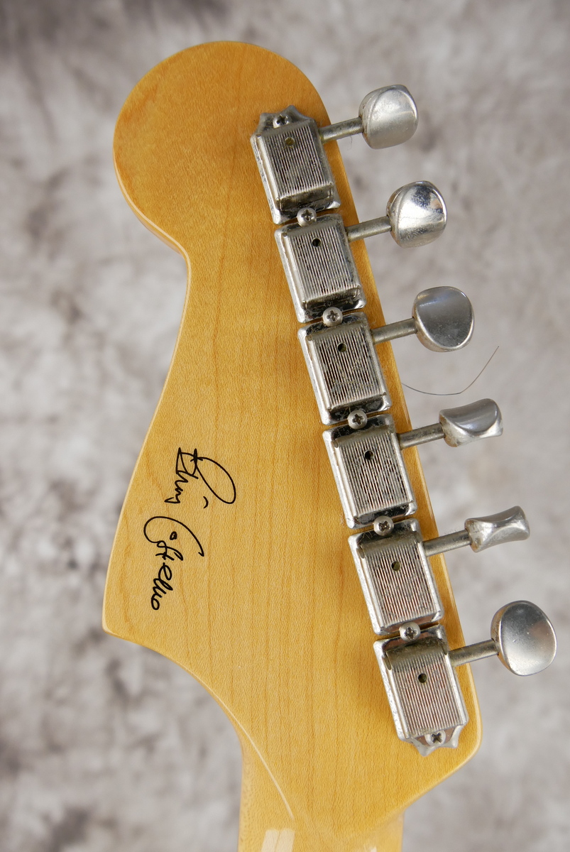 img/vintage/4863/Fender_Jazzmaster_Elvis_Costello_walnut_2008-010.JPG