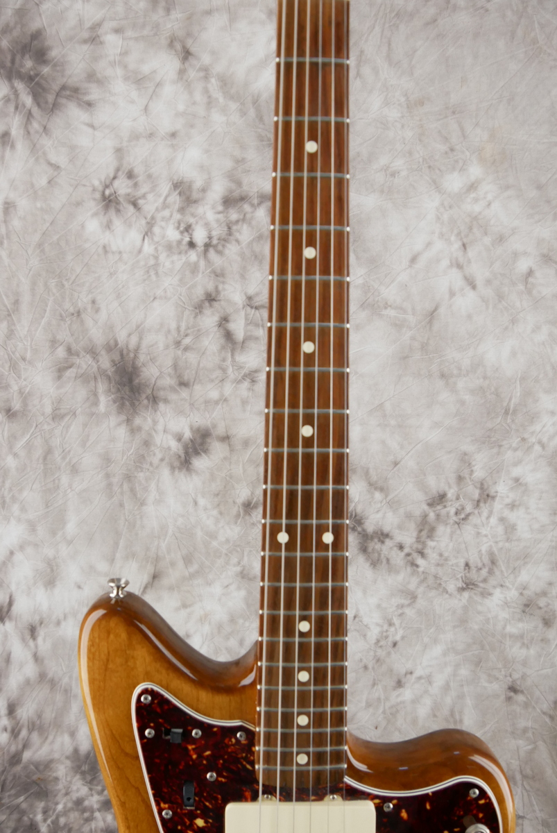 Fender_Jazzmaster_Elvis_Costello_walnut_2008-011.JPG