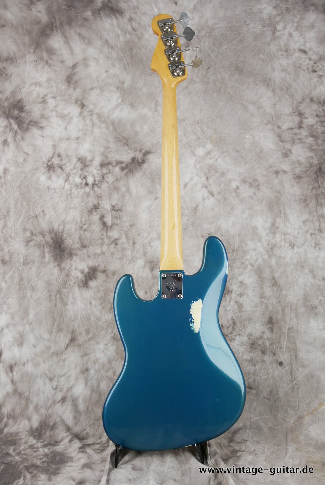 img/vintage/4877/Fender-Jazz-Bass-1969-lake-placid-blue-003.JPG