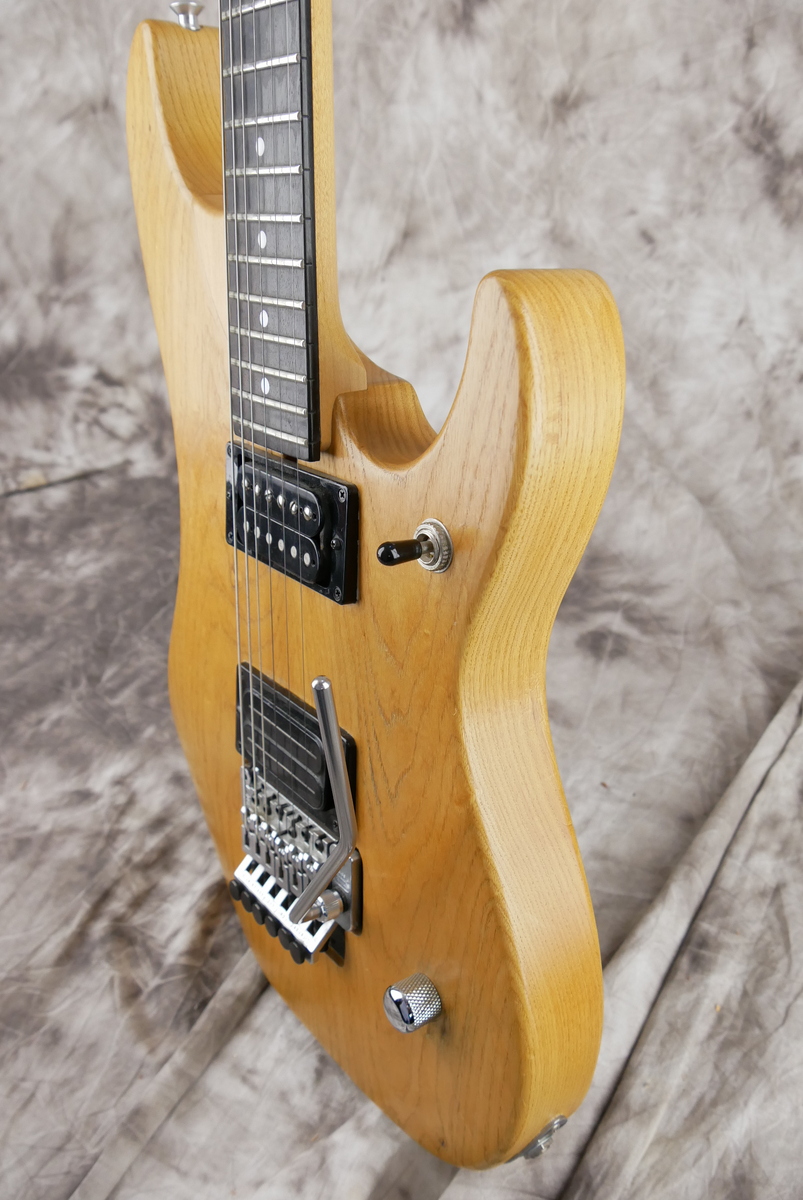 Washburn_N4_Nuno_Bettencourt_swamp_ash_natural_1996-006.JPG