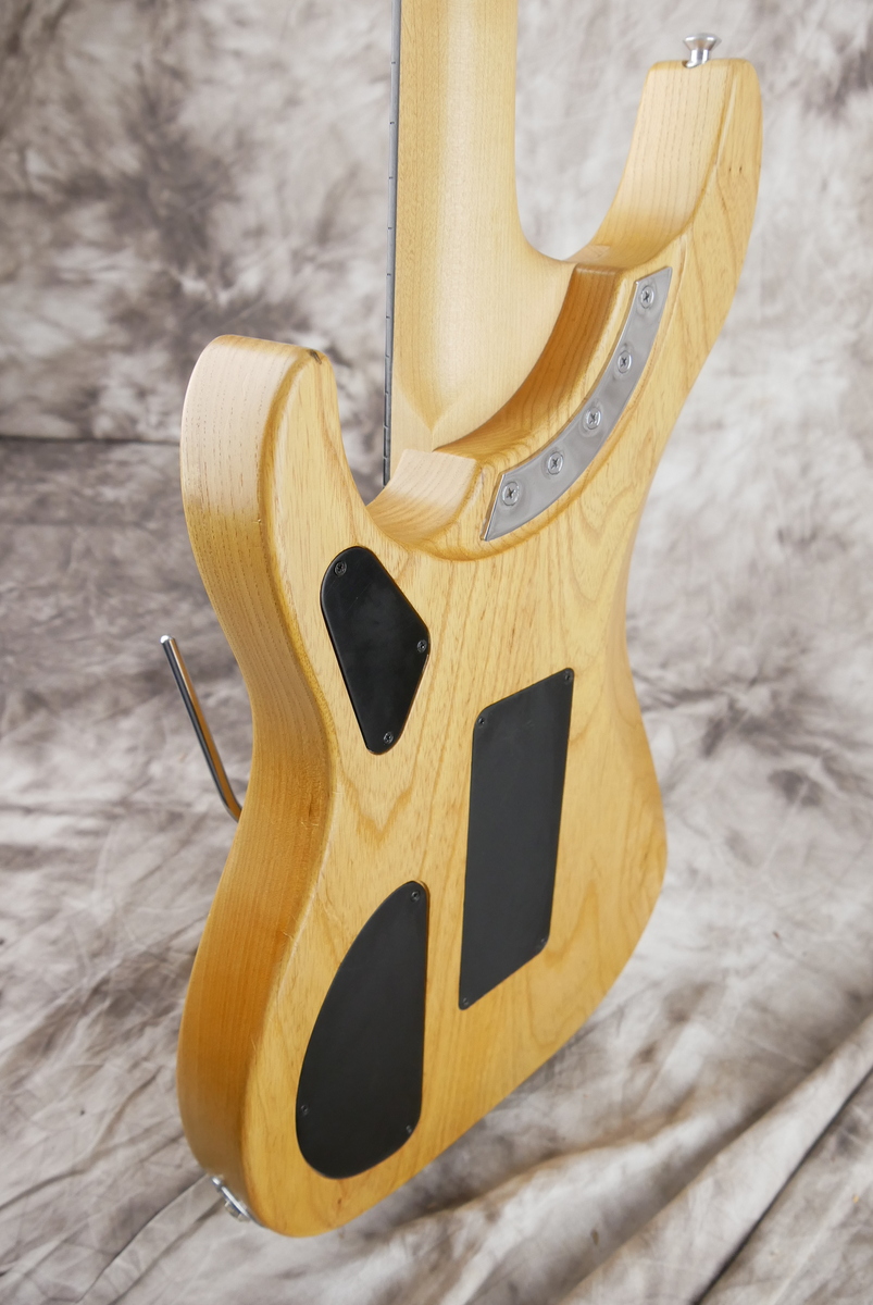 Washburn_N4_Nuno_Bettencourt_swamp_ash_natural_1996-007.JPG