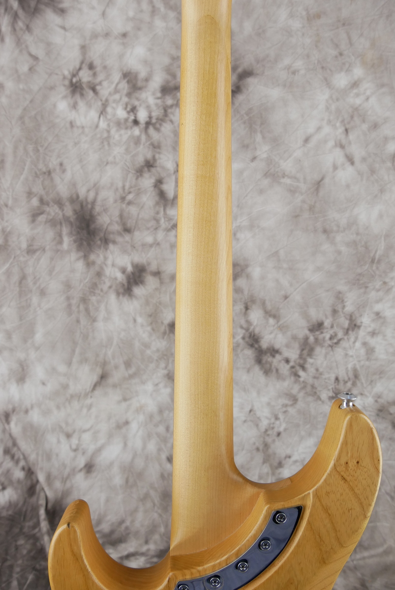 Washburn_N4_Nuno_Bettencourt_swamp_ash_natural_1996-012.JPG