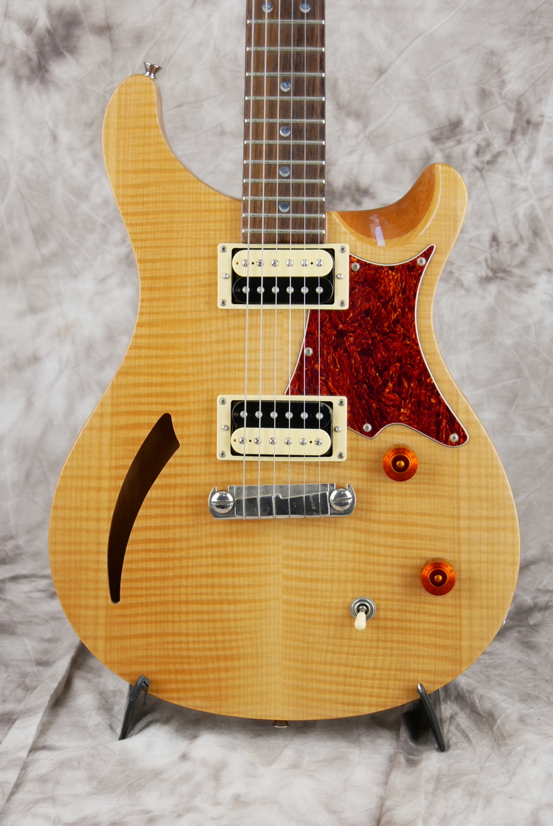 PRS_SE_custom_semi_hollow_natural_2008-003.JPG