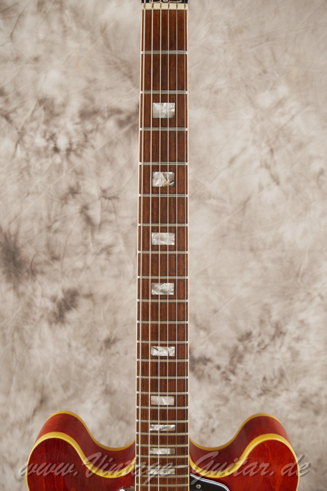 Gibson-ES-330-TDC-1968-cherry-05.jpg