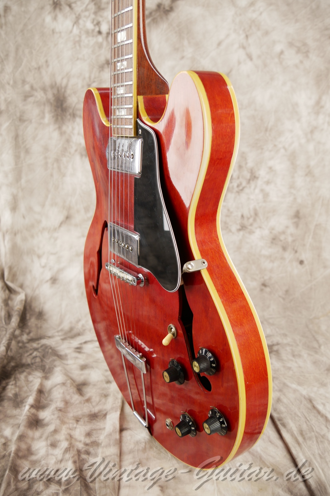 Gibson-ES-330-TDC-1968-cherry-10.jpg