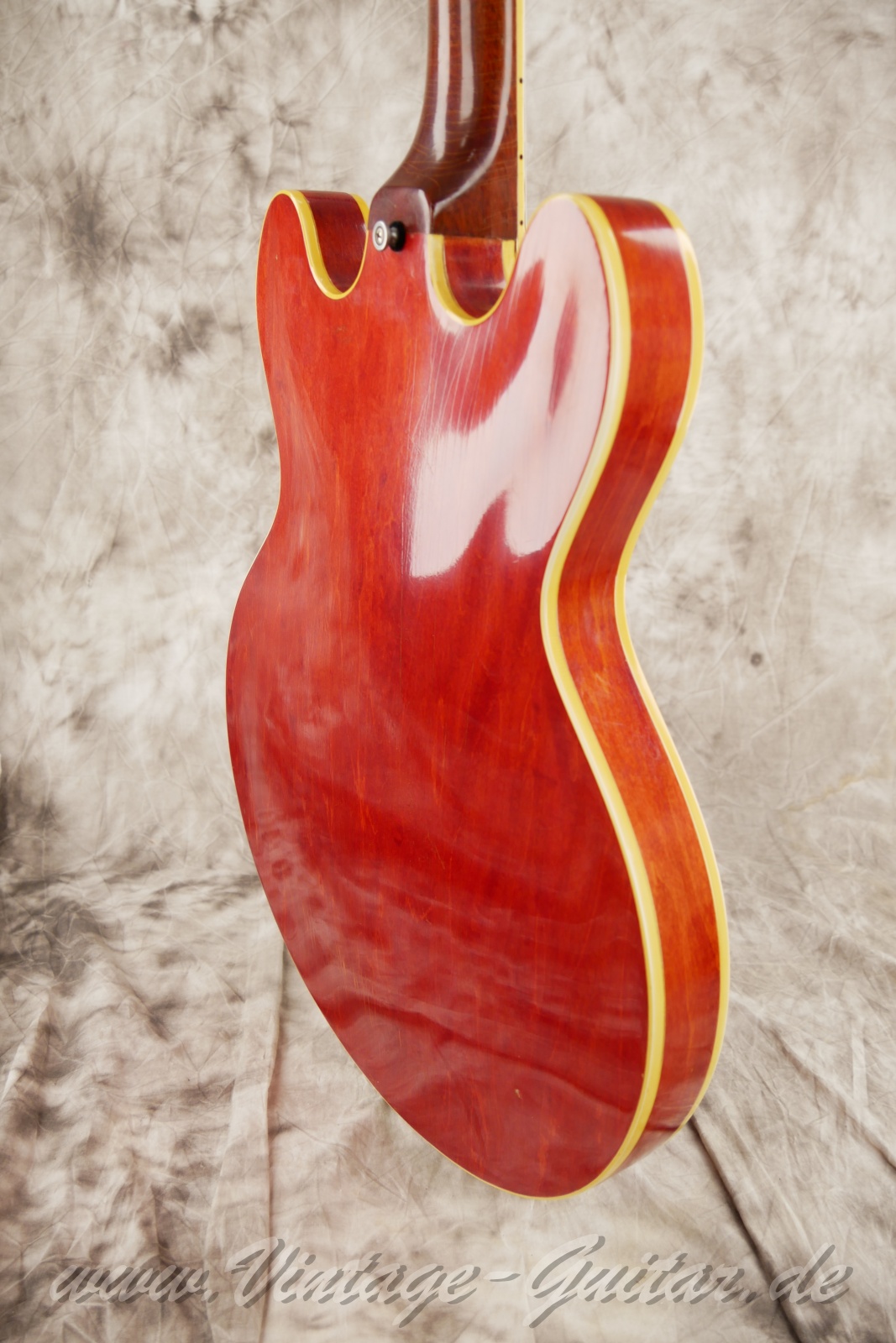 Gibson-ES-330-TDC-1968-cherry-12.jpg