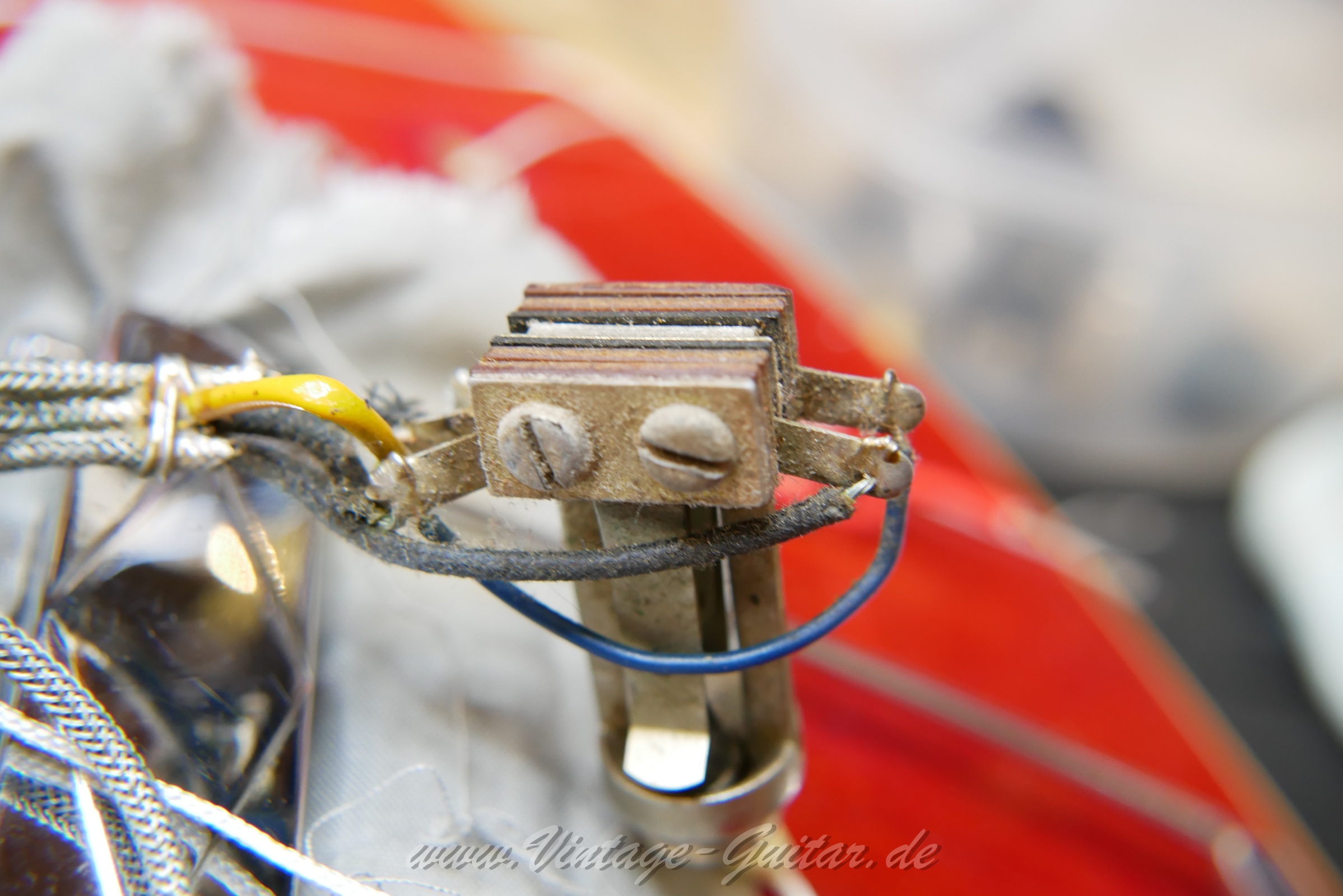 Gibson-ES-330-TDC-1968-cherry-26.jpg