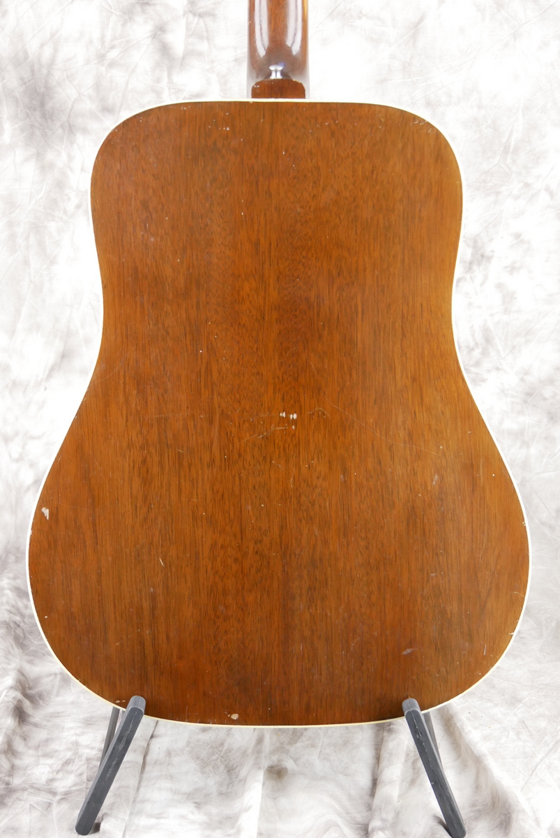 img/vintage/4891/Gibson_J_45_square_shoulder_sunburst_1968-004.JPG