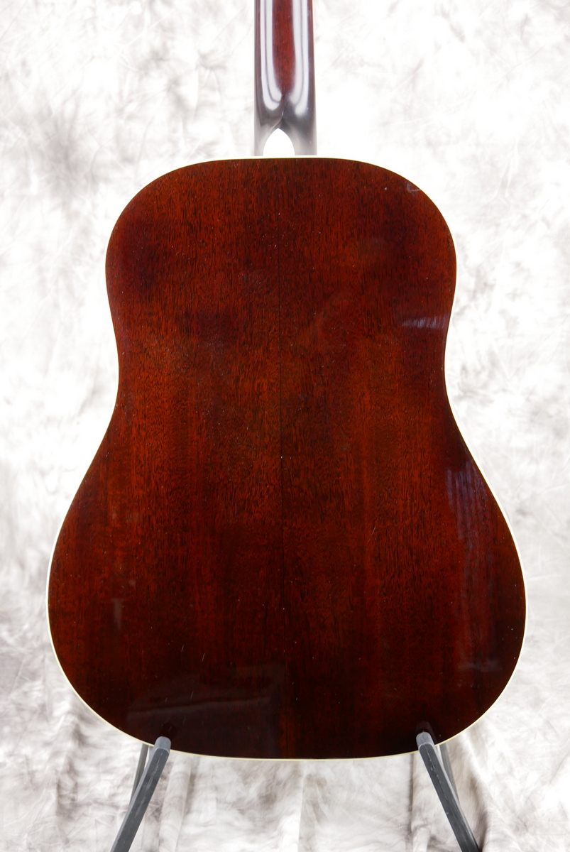 img/vintage/4895/Santa_Cruz_Vintage_Jumbo_sunburst_2012-004.JPG