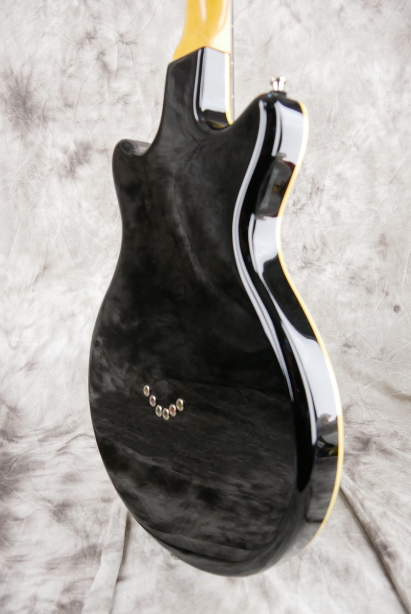 Duesenberg_D_Caster_black_2000-008.JPG