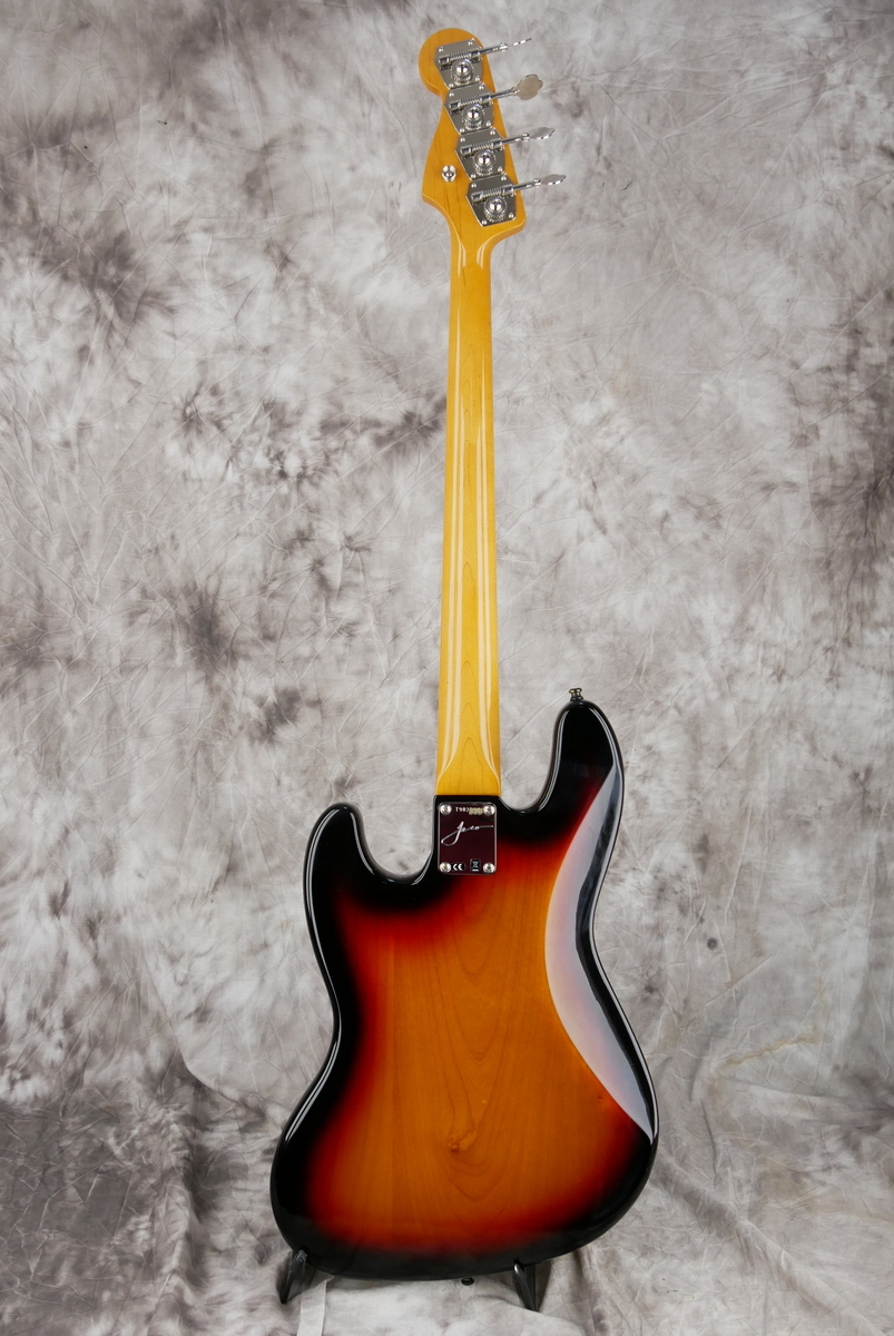 Fender_Jazz_Bass_Jaco_Pastorius_signature_sunburst_2017-002.JPG