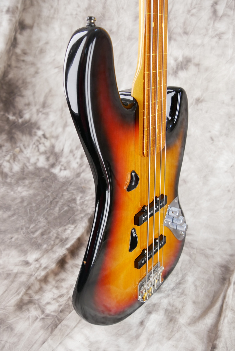 img/vintage/4904/Fender_Jazz_Bass_Jaco_Pastorius_signature_sunburst_2017-005.JPG