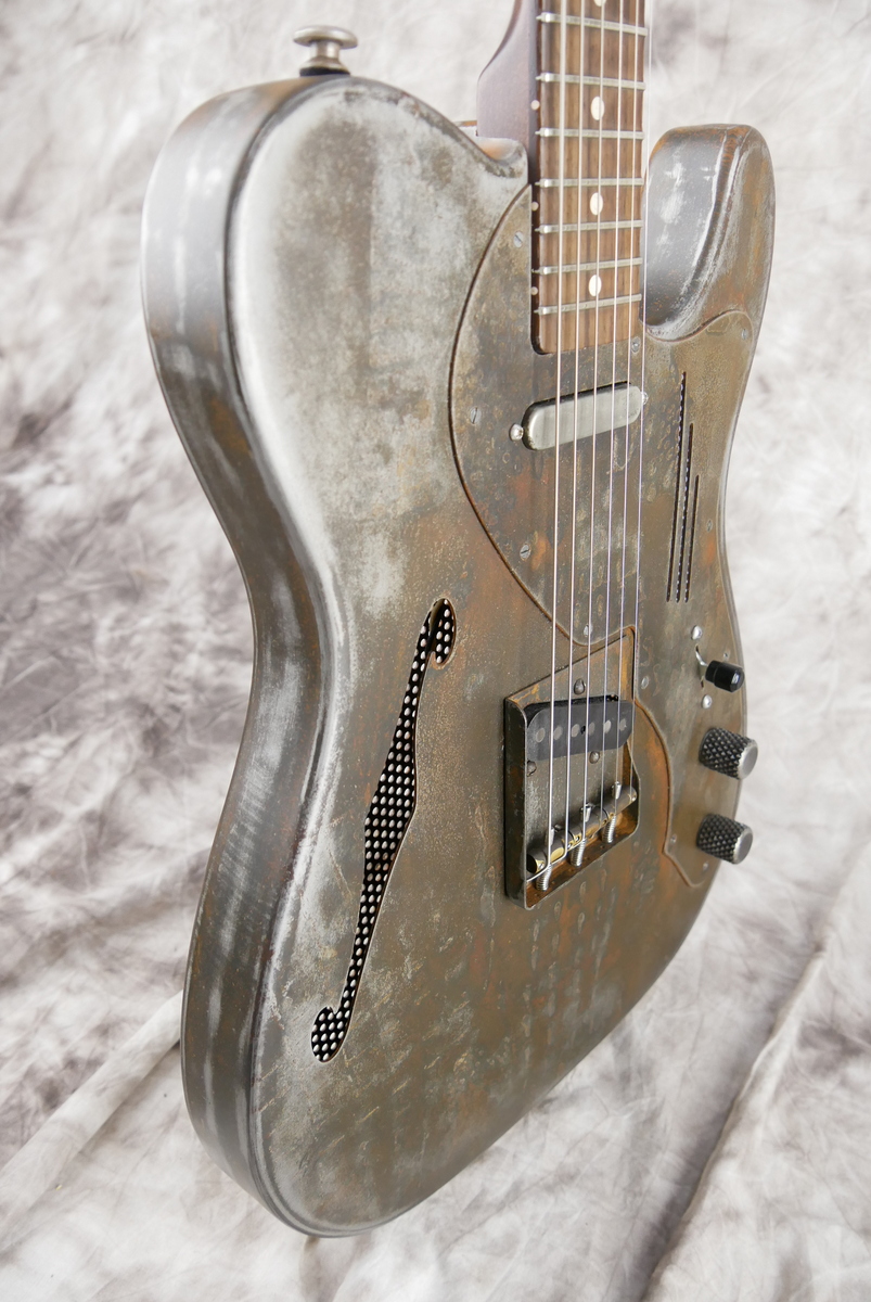 James_Trussart_Rusty_Deluxe_Steelcaster_2003-005.JPG