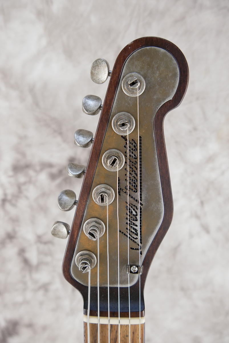 James_Trussart_Rusty_Deluxe_Steelcaster_2003-009.JPG