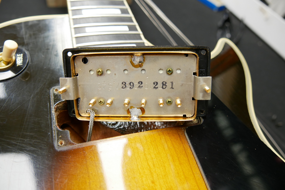 img/vintage/4913/Gibson_Les_Paul_Custom_tobacco_sunburst_1981-016.JPG
