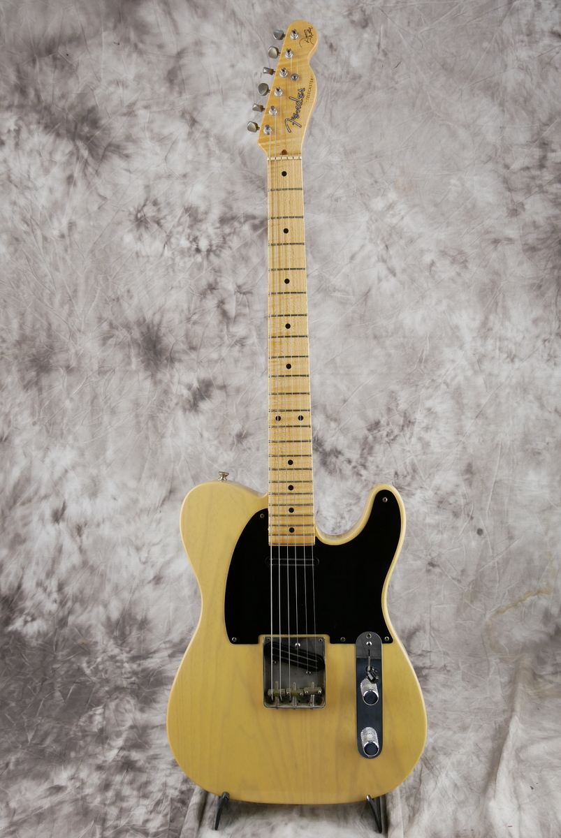 img/vintage/4915/Fender_Telecaster_Danny_Gatton_custom_shop_blonde_1994-001.JPG