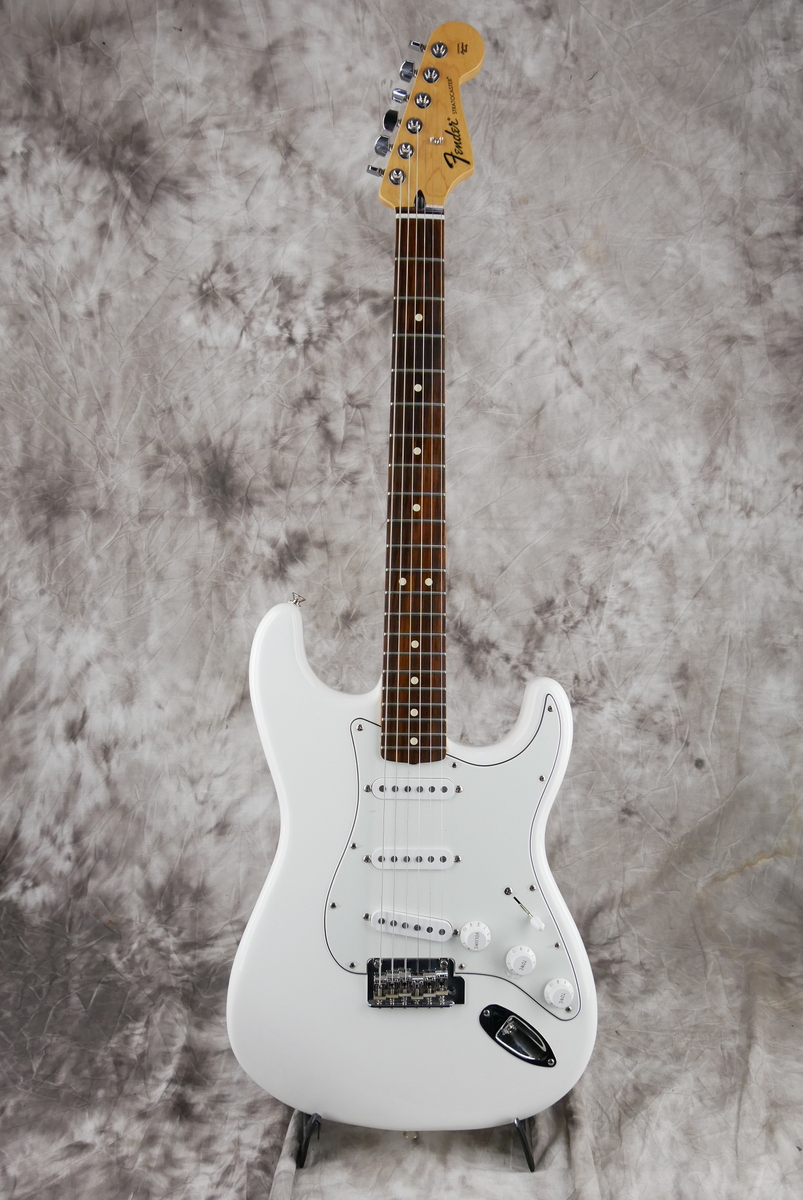 img/vintage/4918/Fender_Stratocaster_from_parts_Mexico_polar_white_2015_2021-001.JPG