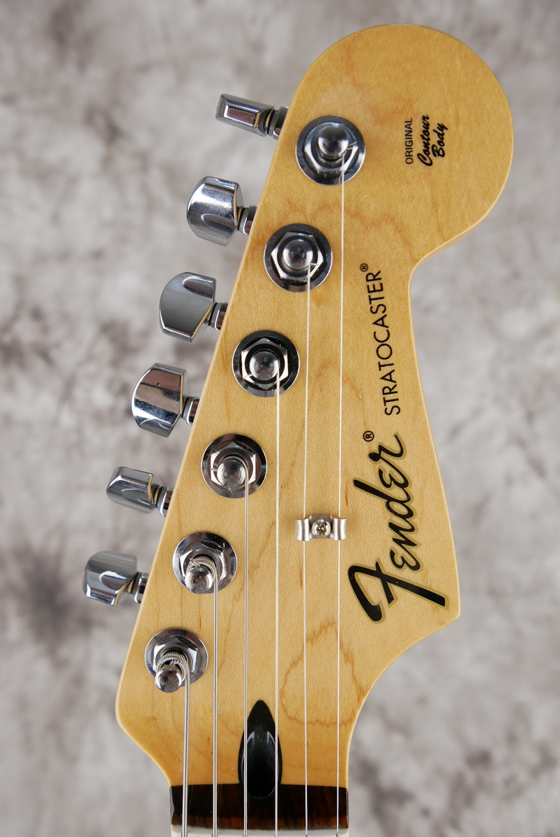img/vintage/4918/Fender_Stratocaster_from_parts_Mexico_polar_white_2015_2021-009.JPG