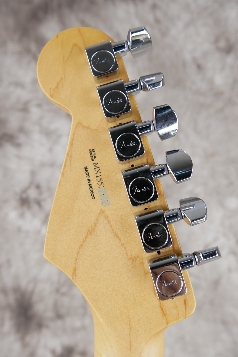 img/vintage/4918/Fender_Stratocaster_from_parts_Mexico_polar_white_2015_2021-010.JPG