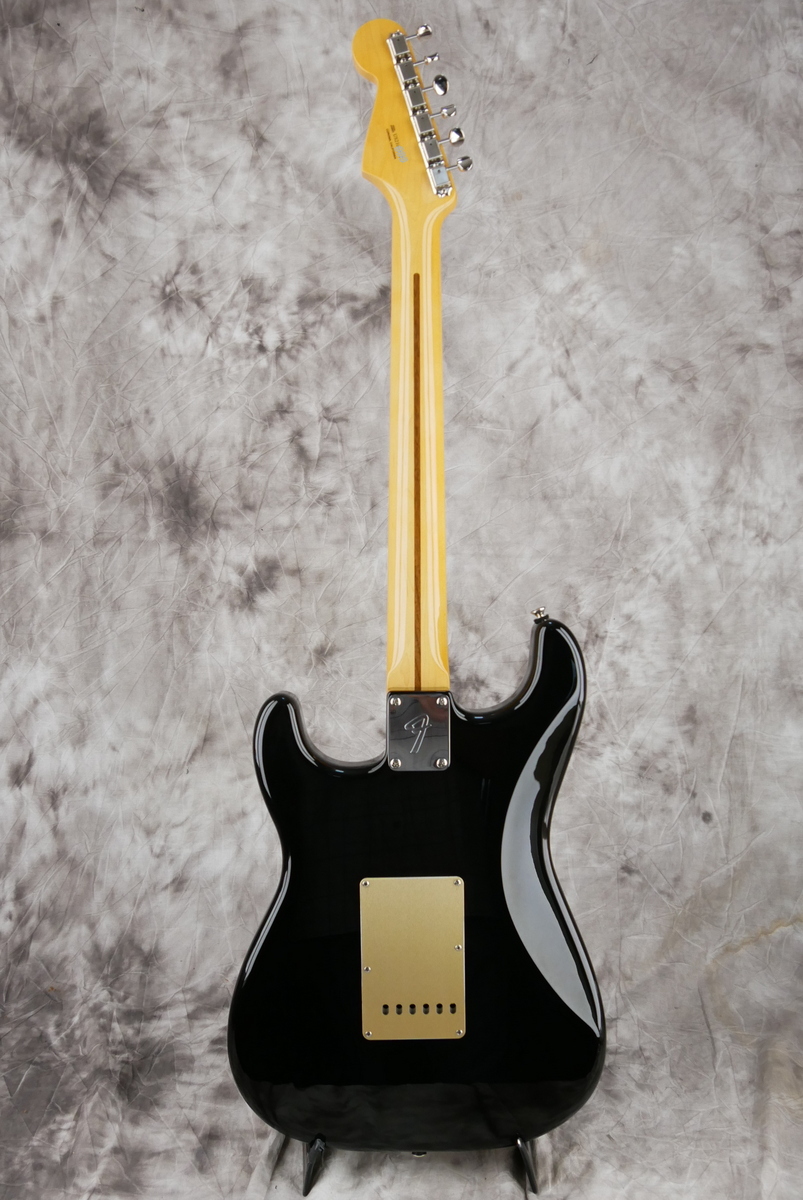 img/vintage/4919/Fender_Stratocaster_USA_Mexico_black_2021-002.JPG