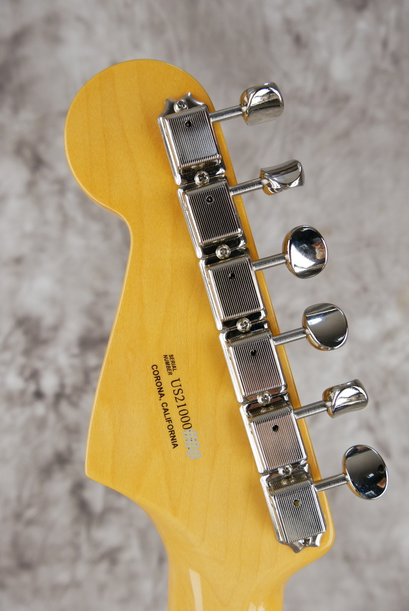 img/vintage/4919/Fender_Stratocaster_USA_Mexico_black_2021-010.JPG
