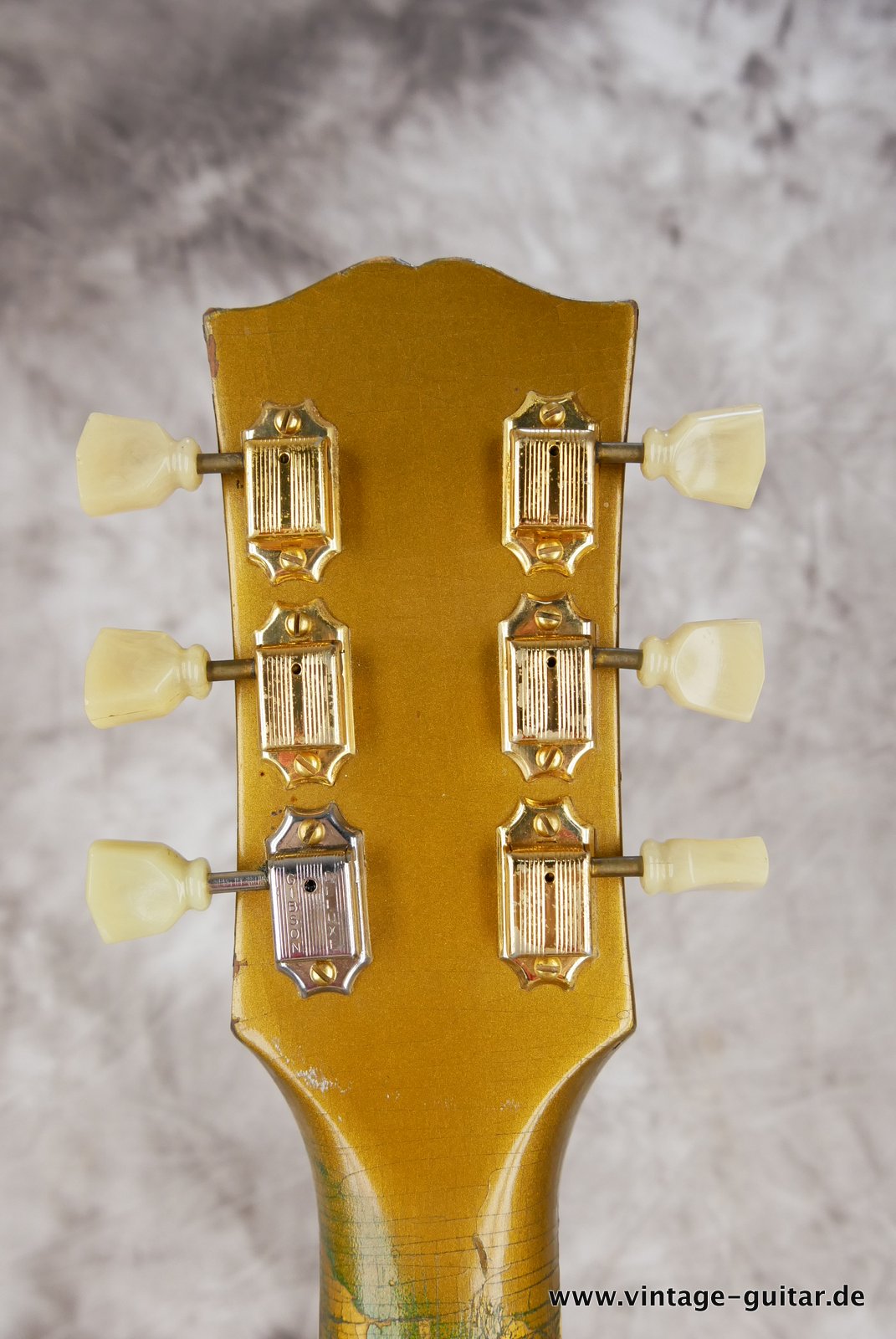 Gibson_ES_295_Scotty_Moore_Goldtop_1952-010.JPG