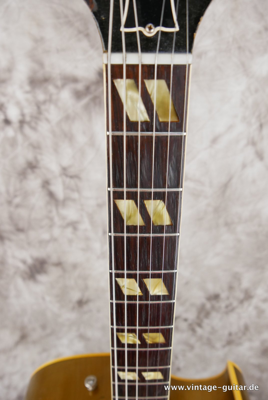 img/vintage/4927/Gibson_ES_295_Scotty_Moore_Goldtop_1952-011.JPG