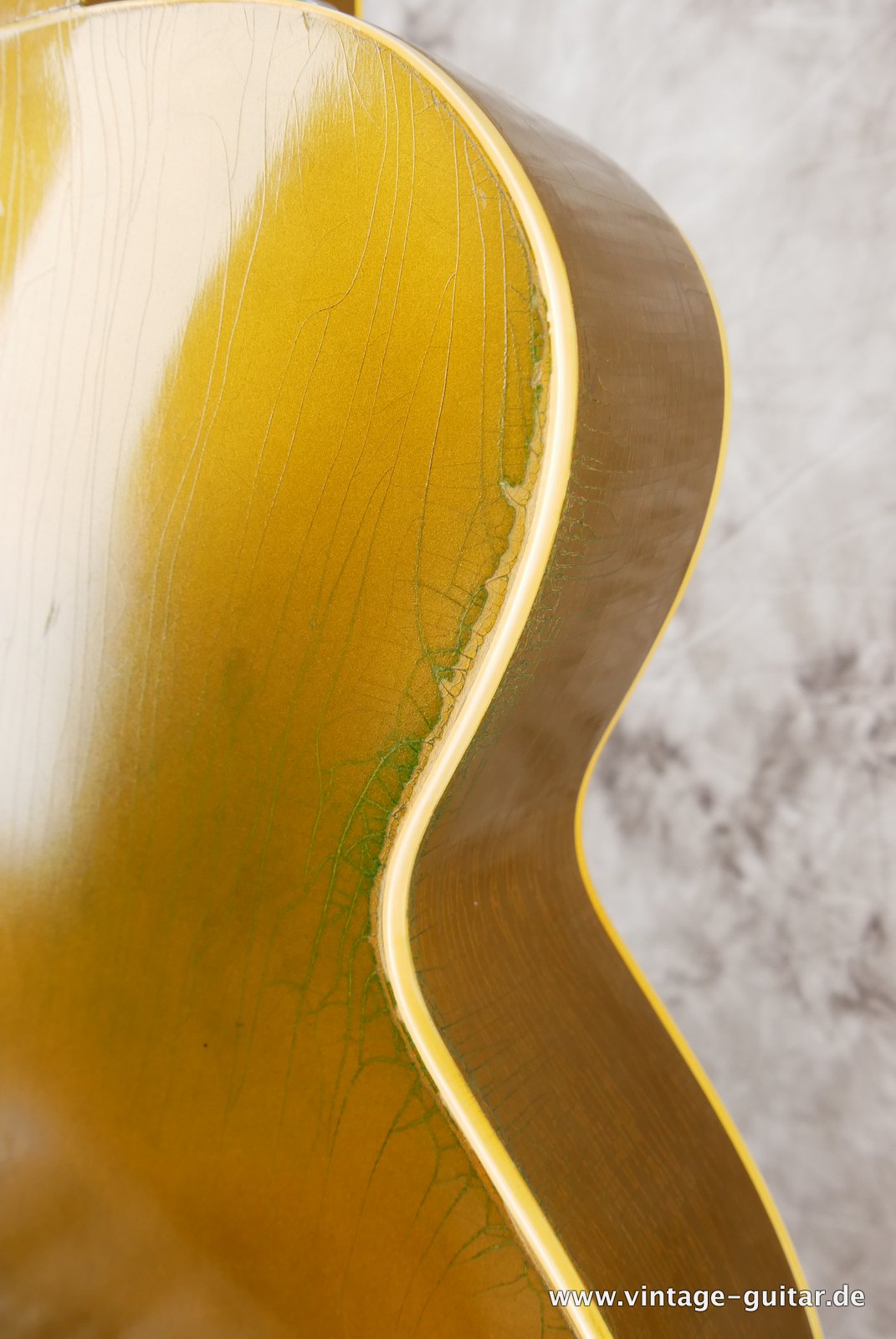 img/vintage/4927/Gibson_ES_295_Scotty_Moore_Goldtop_1952-016.JPG
