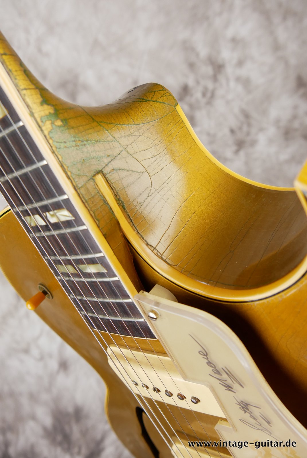 img/vintage/4927/Gibson_ES_295_Scotty_Moore_Goldtop_1952-018.JPG