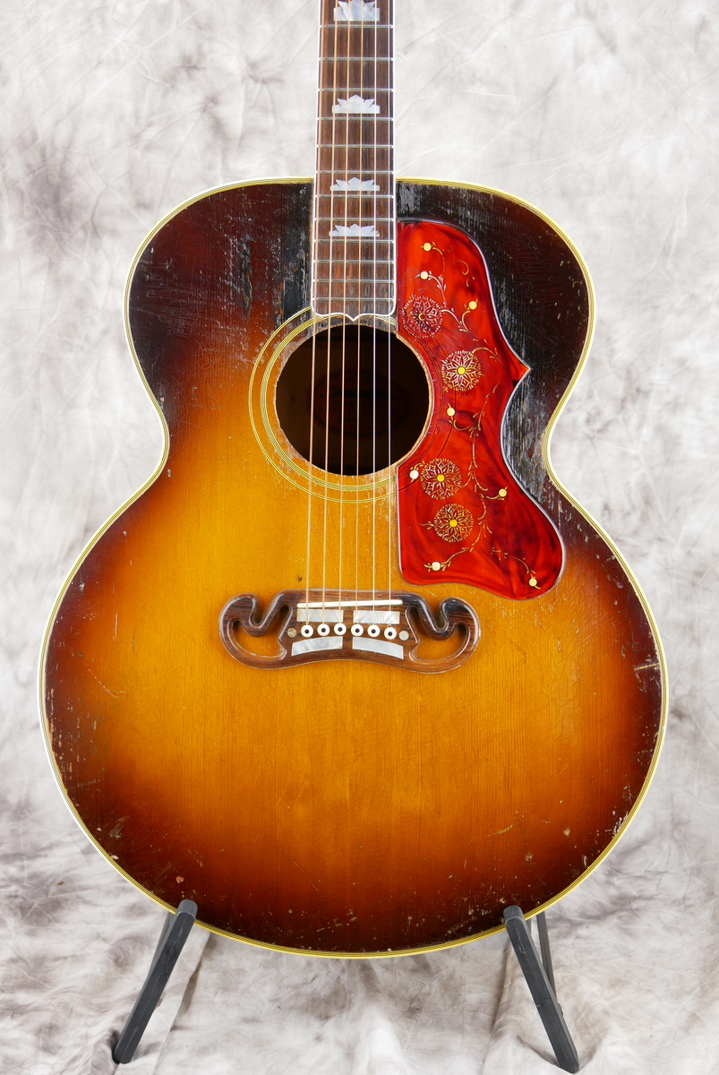 Gibson_J_200_sunburst_1957-003.JPG