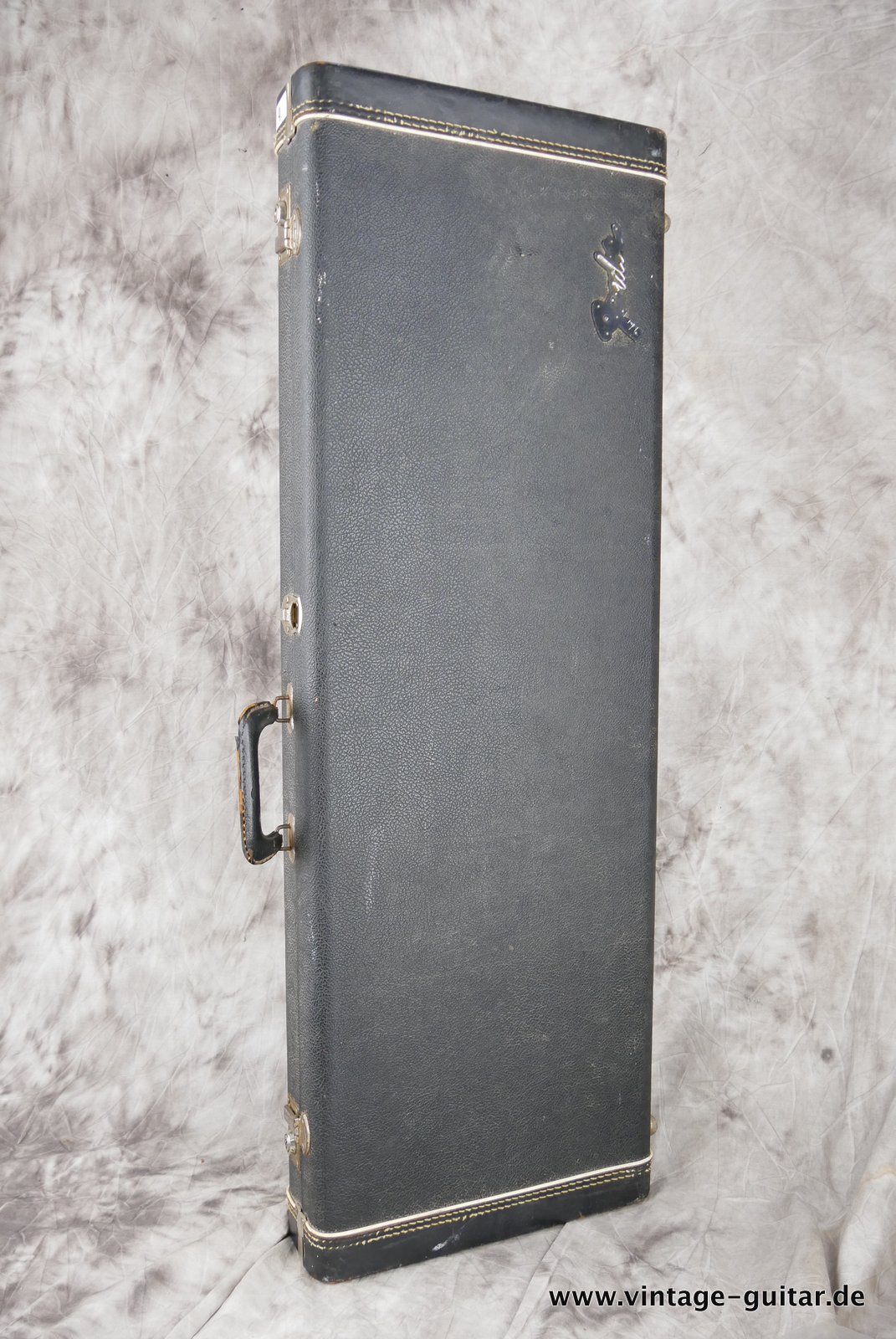 img/vintage/4929/Fender_Stratocaster_olympic_white_refinish_1966-022.JPG
