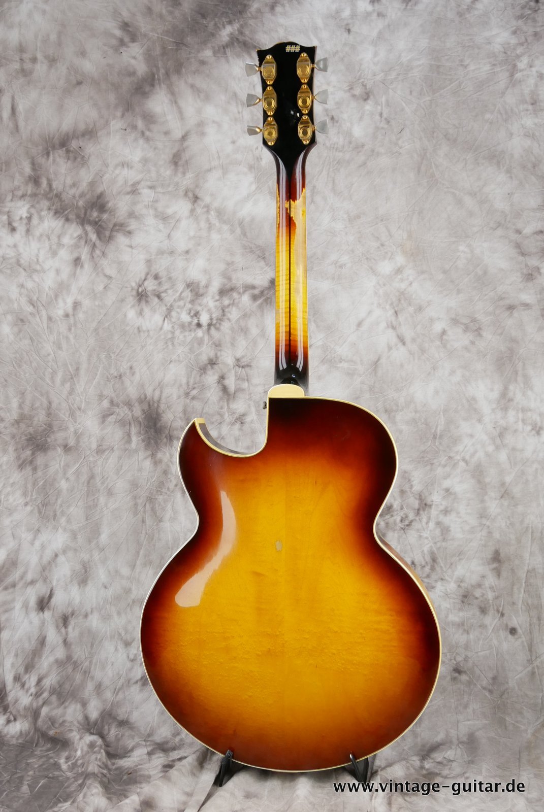 img/vintage/4930/Gibson_Byrdland_sunburst_1961-002.JPG