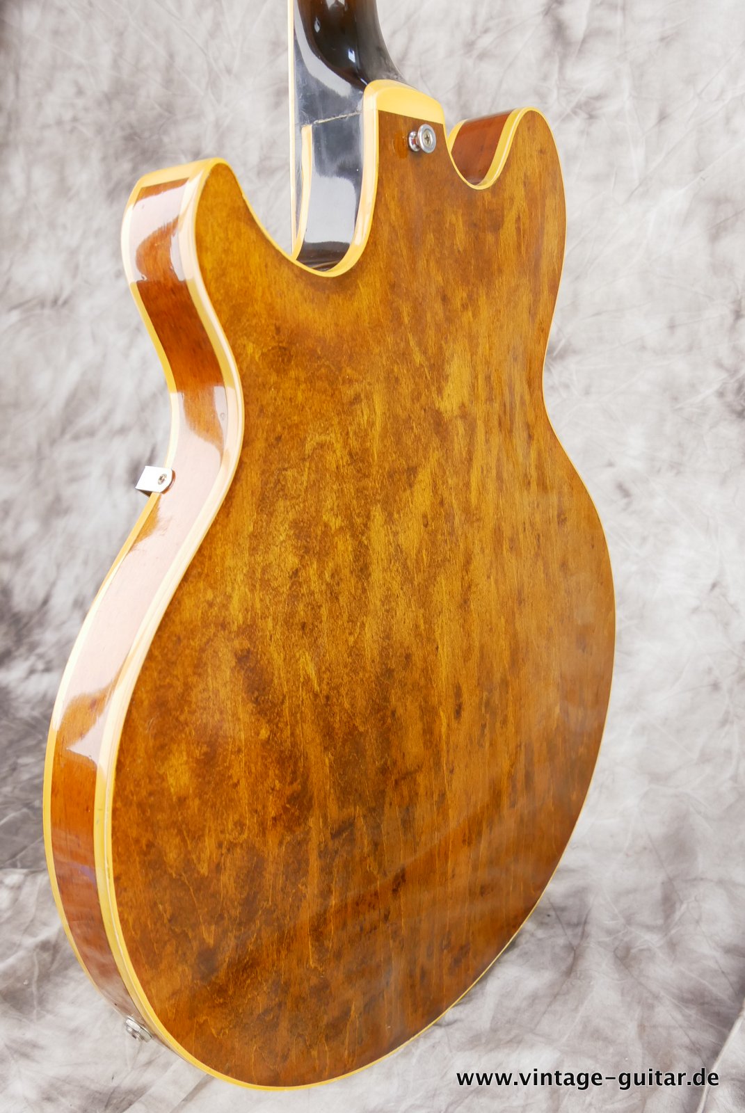 img/vintage/4933/Gibson_Les_Paul_signature_goldtop_1973-007.JPG