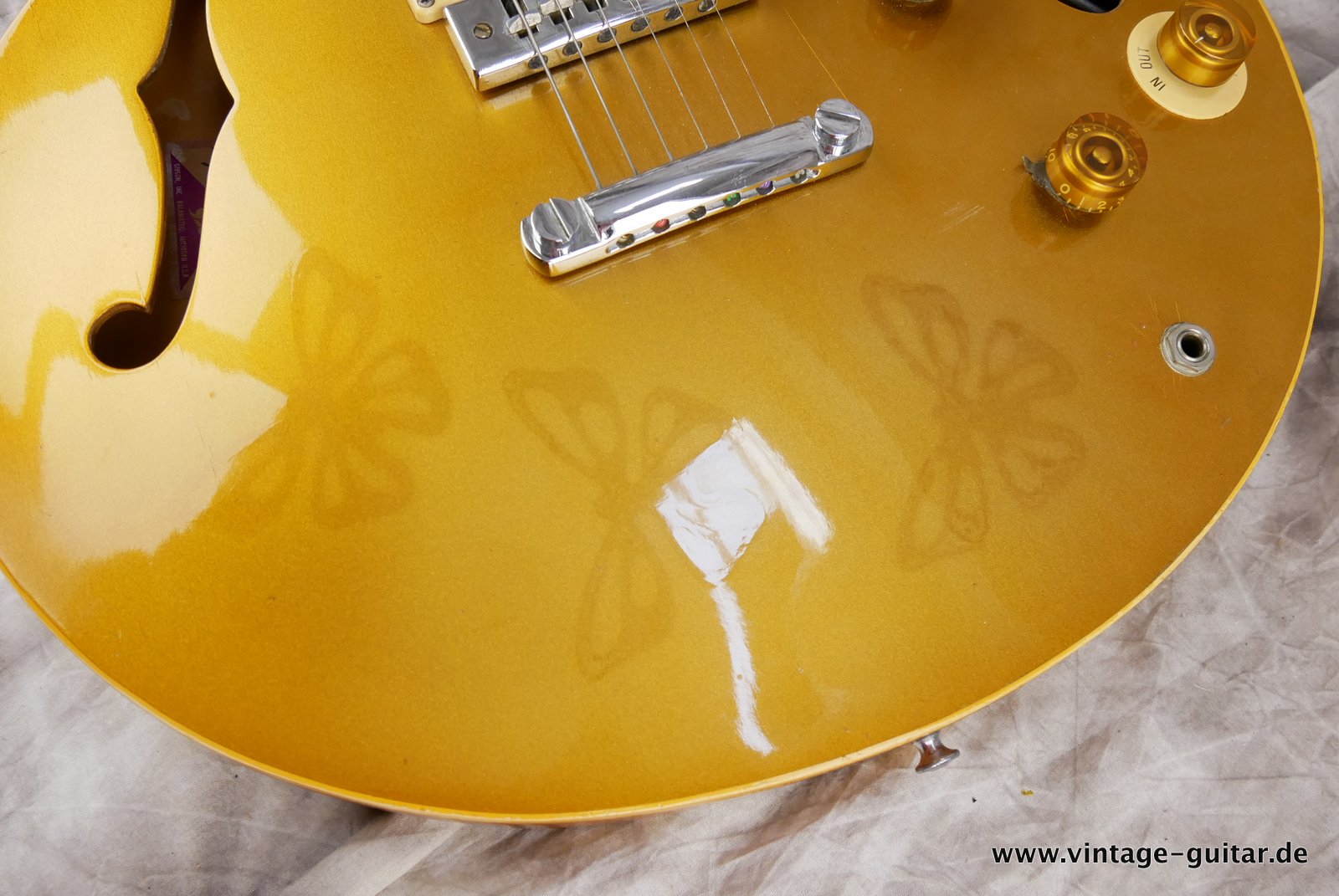 img/vintage/4933/Gibson_Les_Paul_signature_goldtop_1973-013.JPG