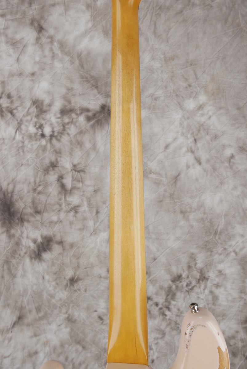 img/vintage/4936/Fender_Jazz_Bass_Flea_signature_faded_shell_pink_Mexico_2016-012.JPG