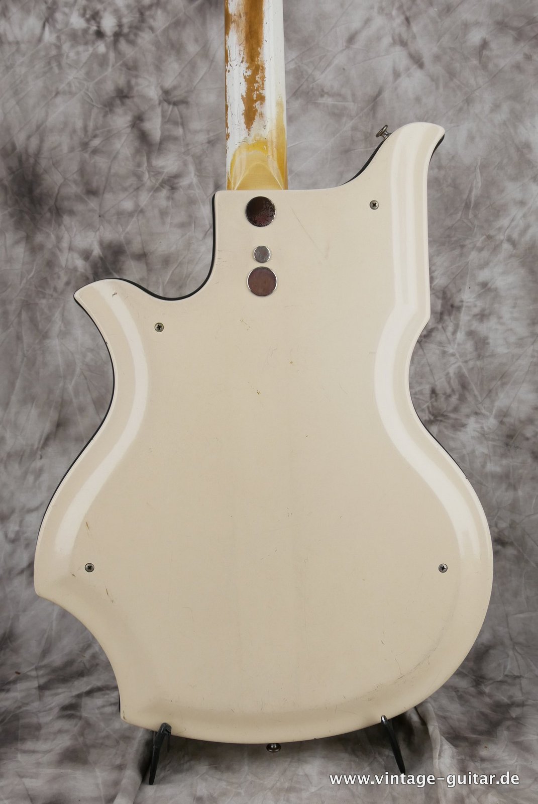 National_Glenwood_fibreglass_body_white_1961-004.JPG