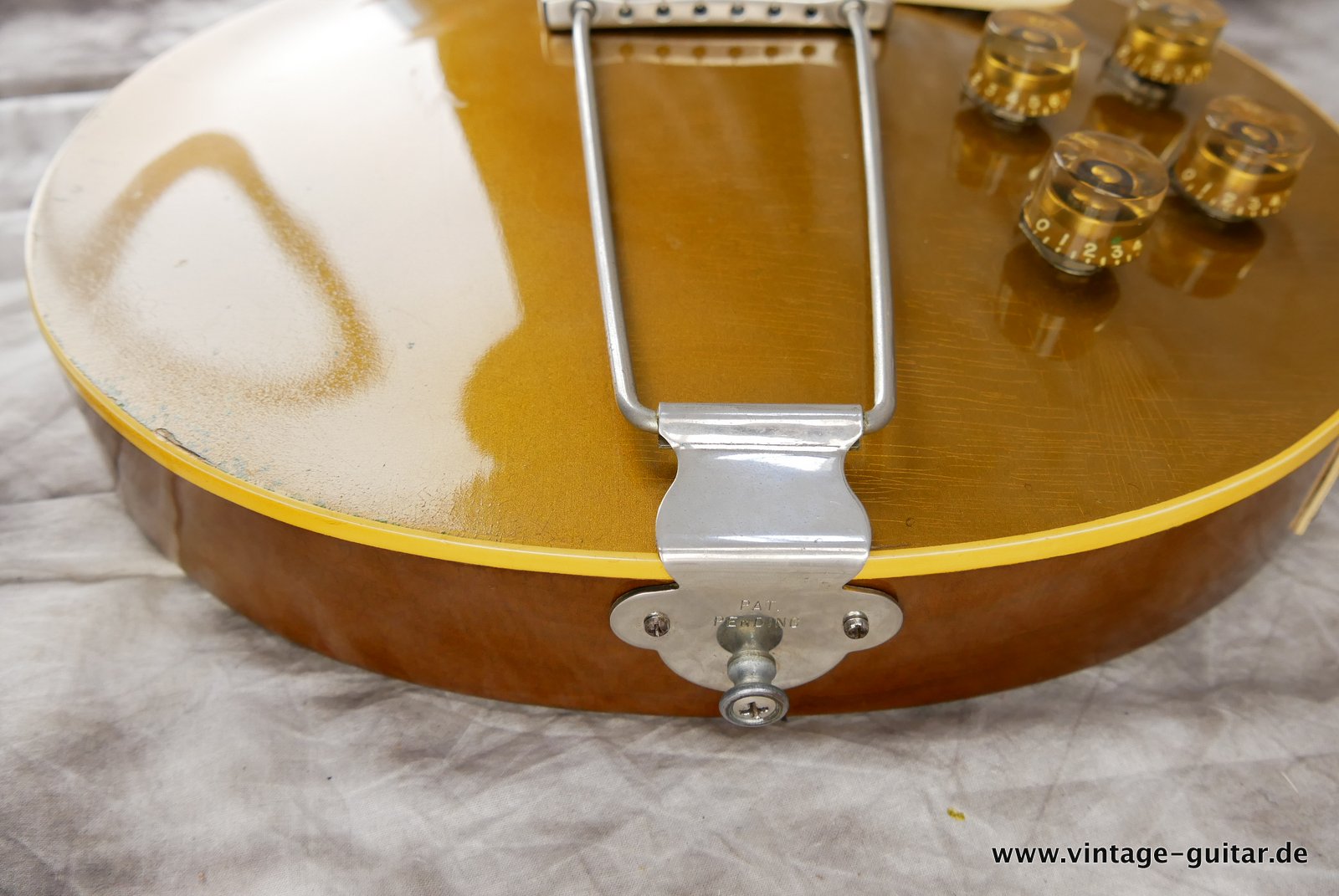 img/vintage/4943/Gibson-Les-Paul-Goldtop-1952-021.JPG