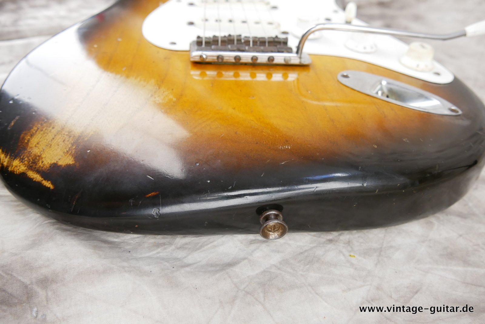 img/vintage/4944/Fender-Stratocaster-1955-025.JPG