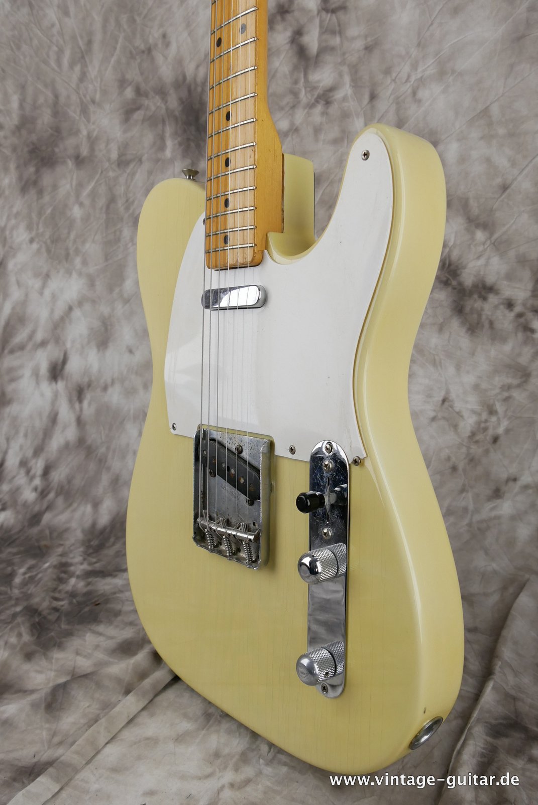 img/vintage/4945/Fender-Telecaster-1955-006.JPG