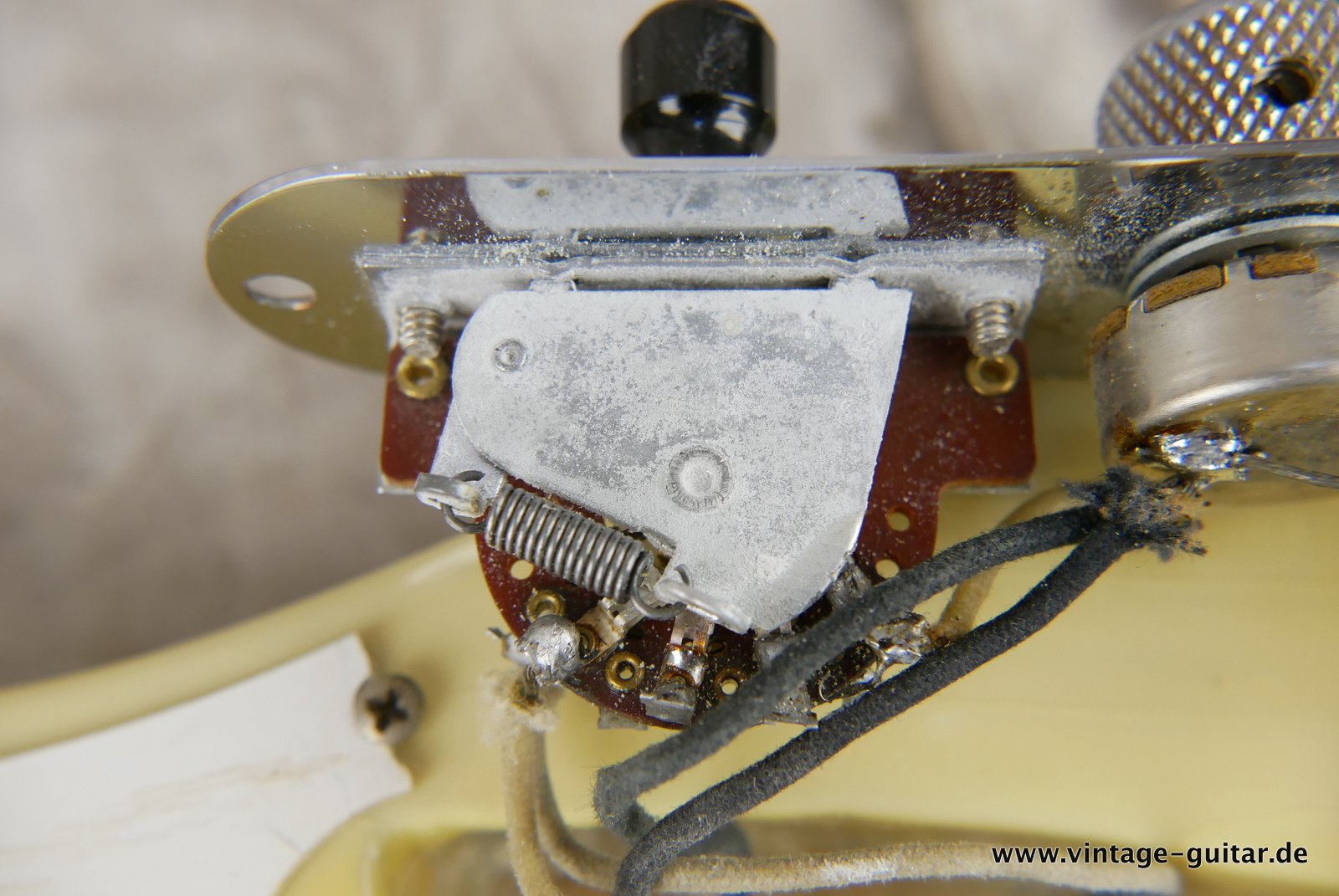 img/vintage/4945/Fender-Telecaster-1955-027.JPG