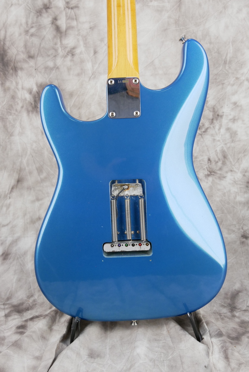 Fender_Stratocaster_lake_placid_blue_refinish_1960-004.JPG