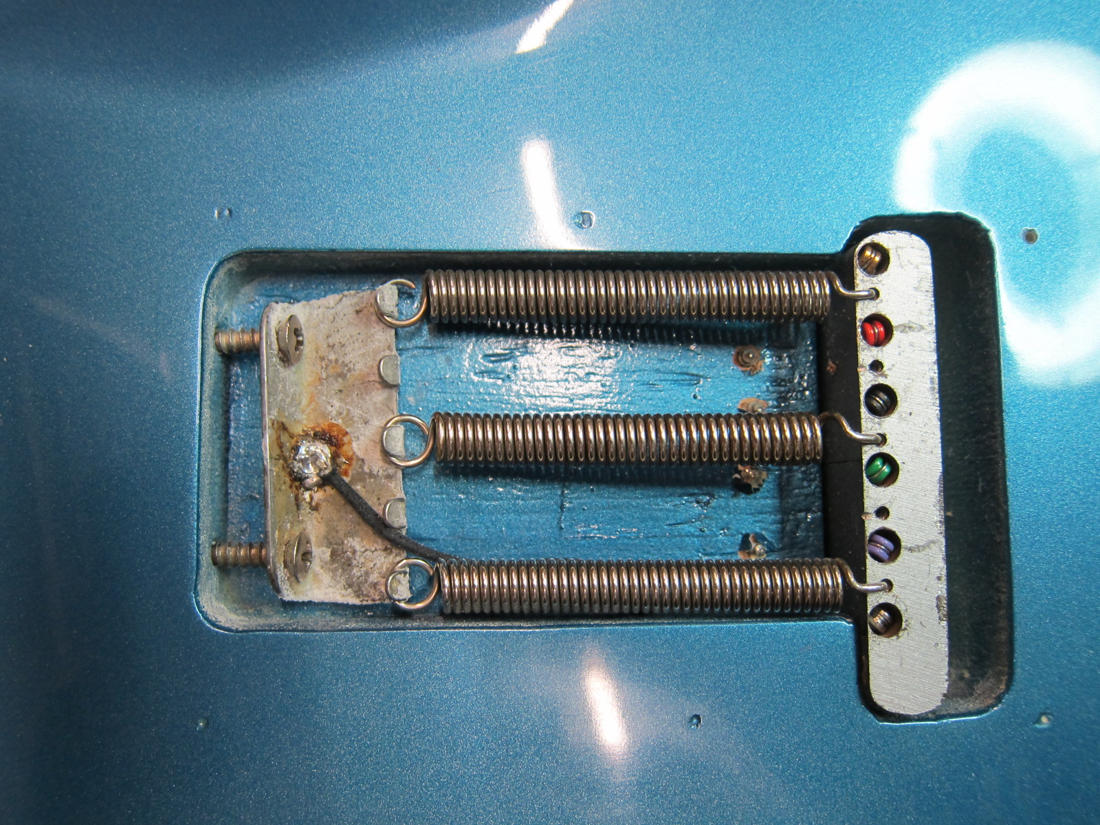 img/vintage/4948/Fender_Stratocaster_lake_placid_blue_refinish_1960-036.JPG