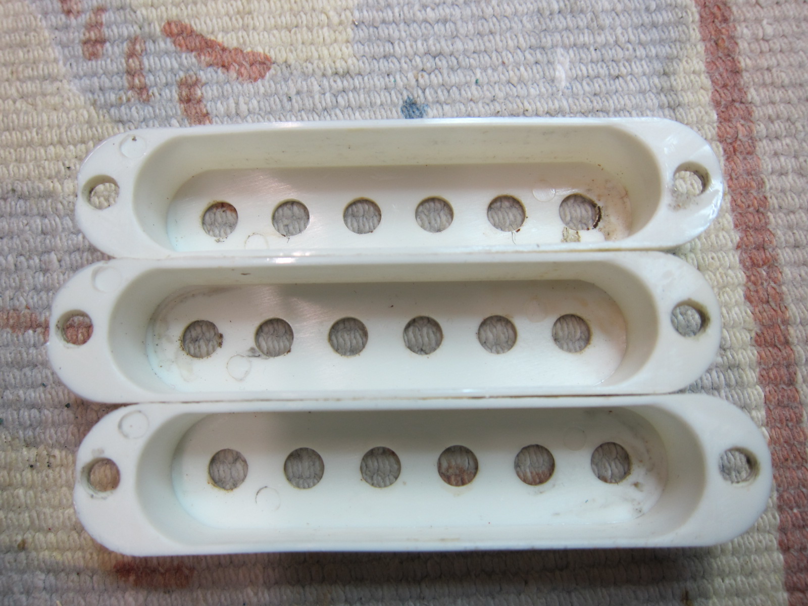 img/vintage/4948/Fender_Stratocaster_lake_placid_blue_refinish_1960-051.JPG